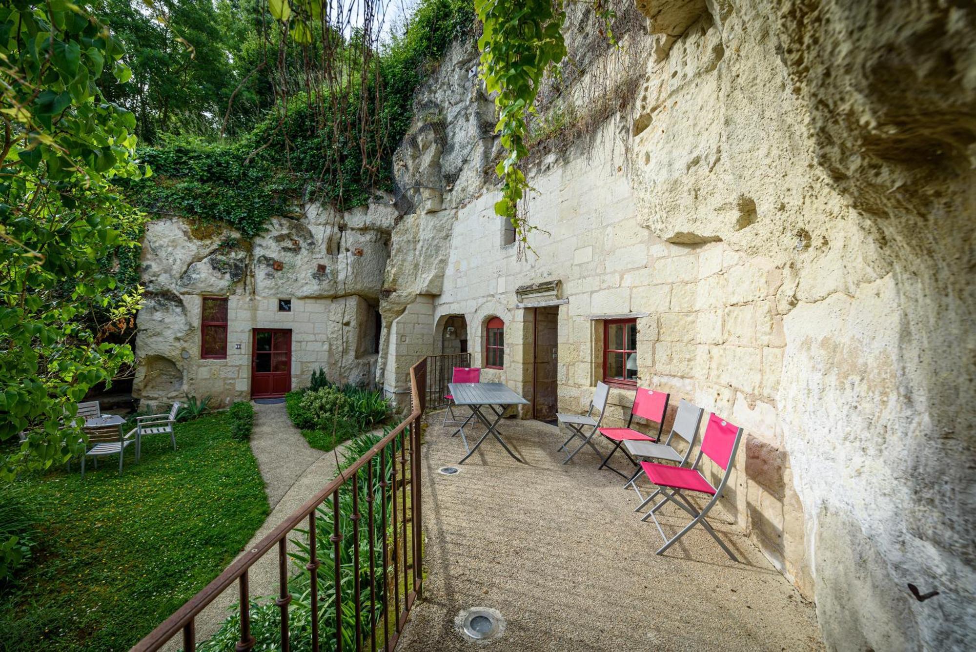 Hotel Logis Demeure De La Vignole Turquant Zewnętrze zdjęcie
